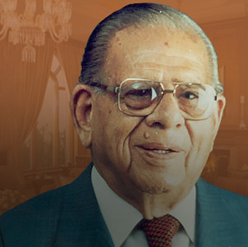 ৪০টাকা থেকে ৭২০০ কোটি টাকার মালিক হয়েছেন এই ব্যক্তি, অসাধ্যসাধনের গল্প শুনুন