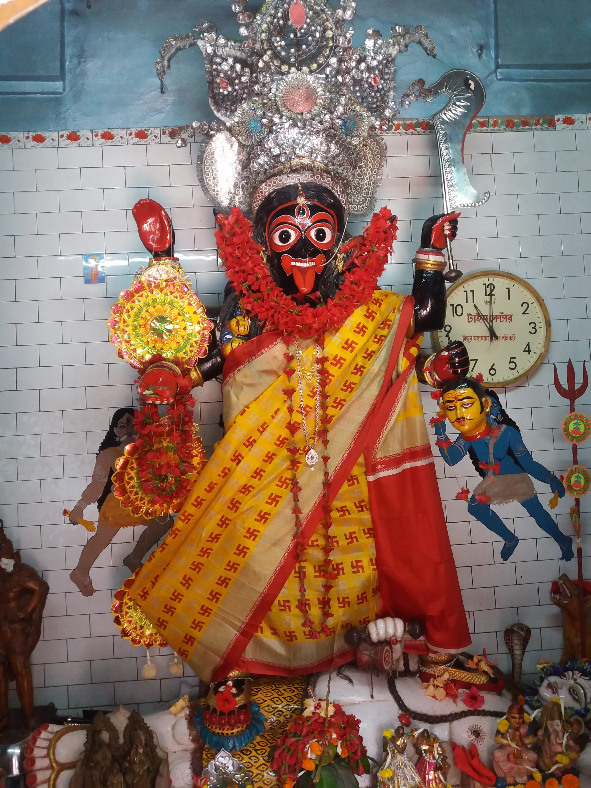 কেন ডাকাতরা মা কালির পুজো করে?
