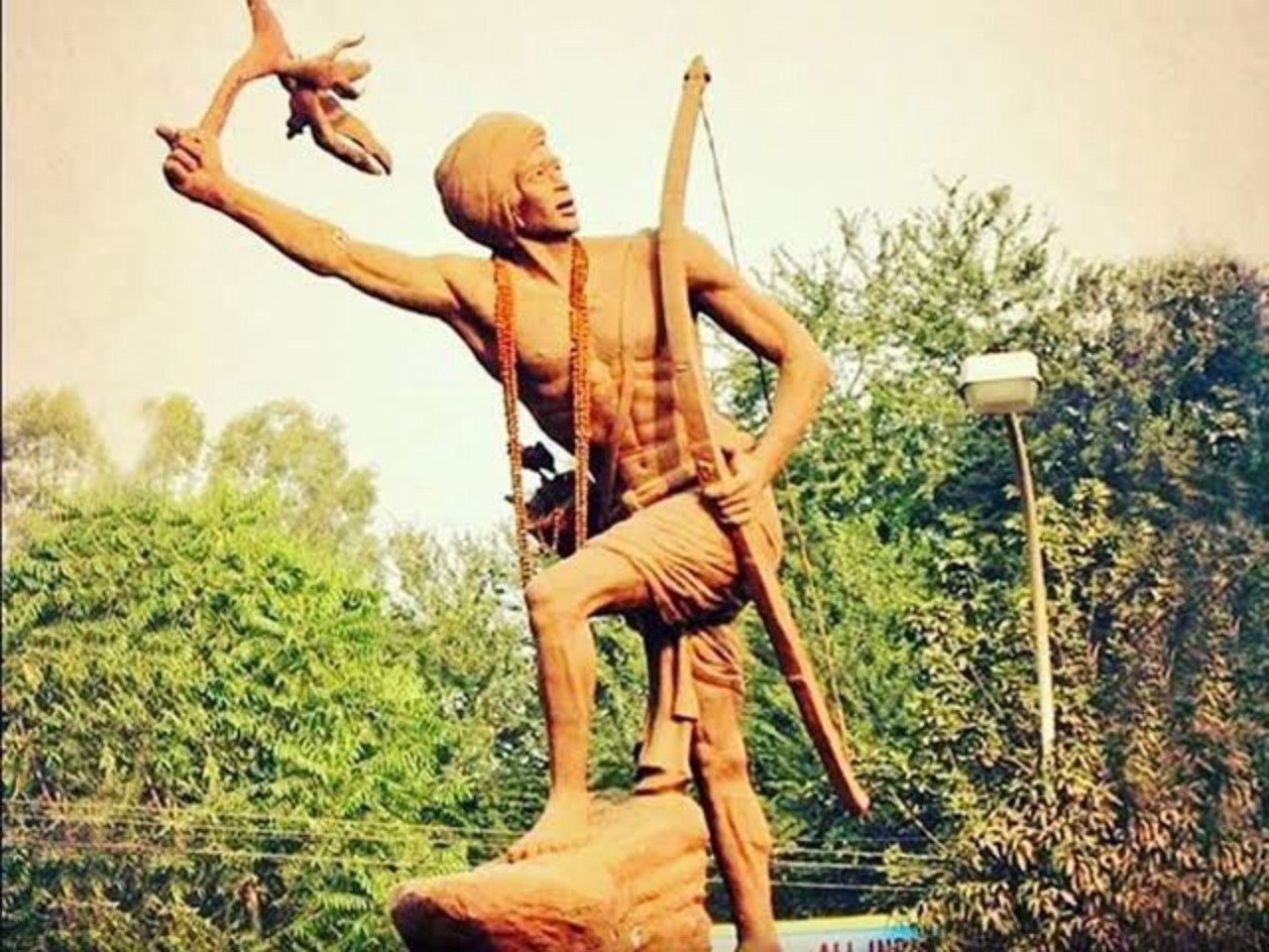 সত্যিই কি বিরসা মুন্ডা ছিলেন বিষ্ণুর একাদশ অবতার?
