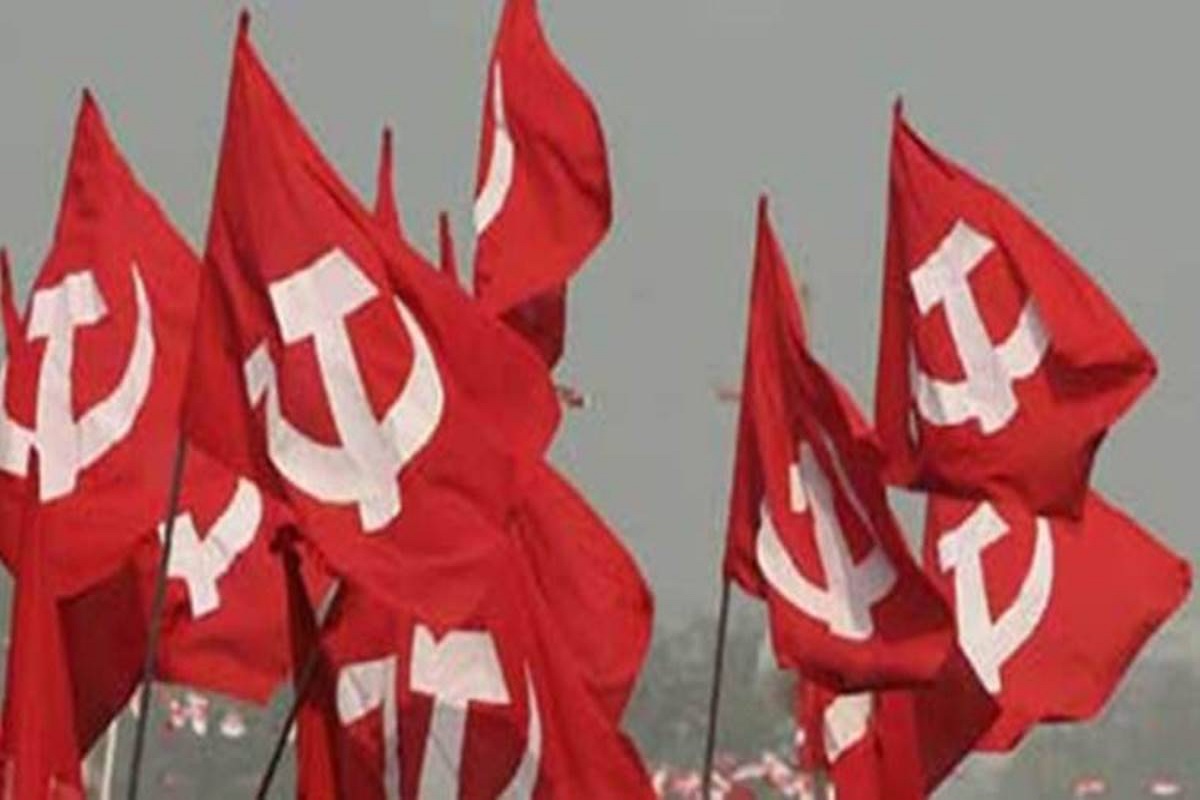 মাছওয়ালা, রংমিস্ত্রিদের প্রার্থী করছে বামেরা, স্বাভাবিকতার ঢক্কানিনাদে কি চিঁড়ে ভিজবে