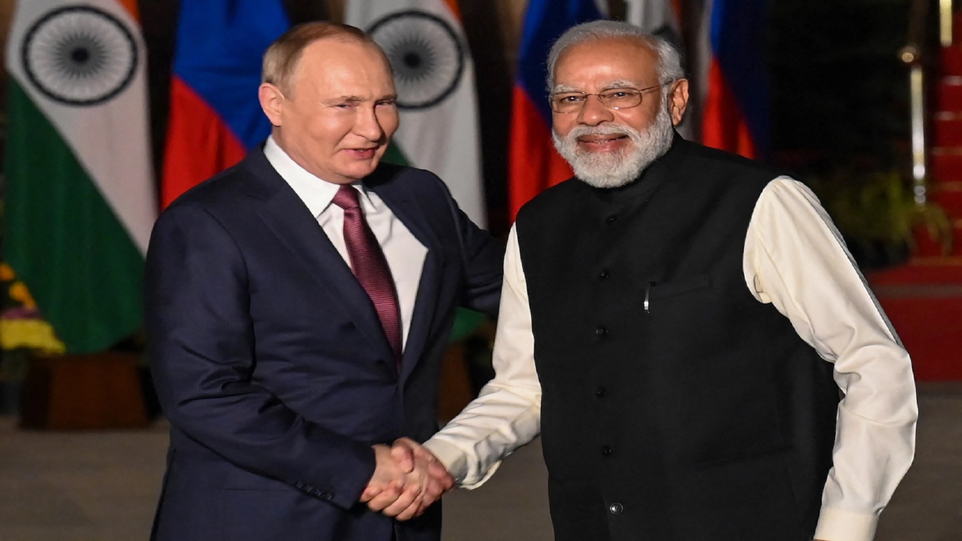 রাশিয়া-ইউক্রেন যুদ্ধে মুদ্রাস্ফীতি চরমে, রাশিয়া-প্রীতির পুরস্কার পাবে ভারত?
