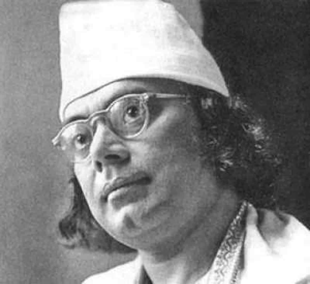 বাসর রাতেই ফেরার বিদ্রোহী কবি! এ এক অন্য নজরুলের গপ্পো