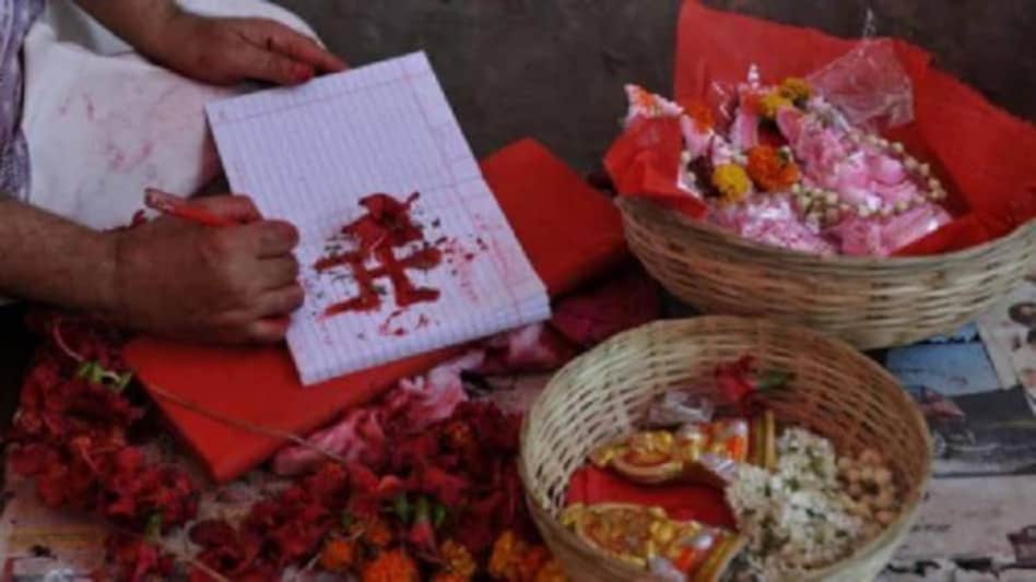 আকবরের সময় থেকেই চলছে পয়লা বৈশাখ উদযাপন!