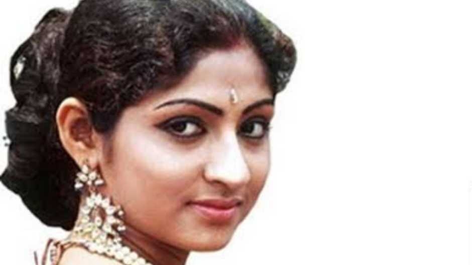 আত্মহত্যা না কি..., মহুয়া রায়চৌধুরীর অস্বাভাবিক মৃত্যু নিয়ে আজও অজস্র প্রশ্ন
