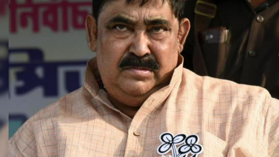 মুদির দোকানি থেকে বীরভূমের বেতাজ বাদশা, অনুব্রতর উত্থান হার মানাবে বলিউডকে