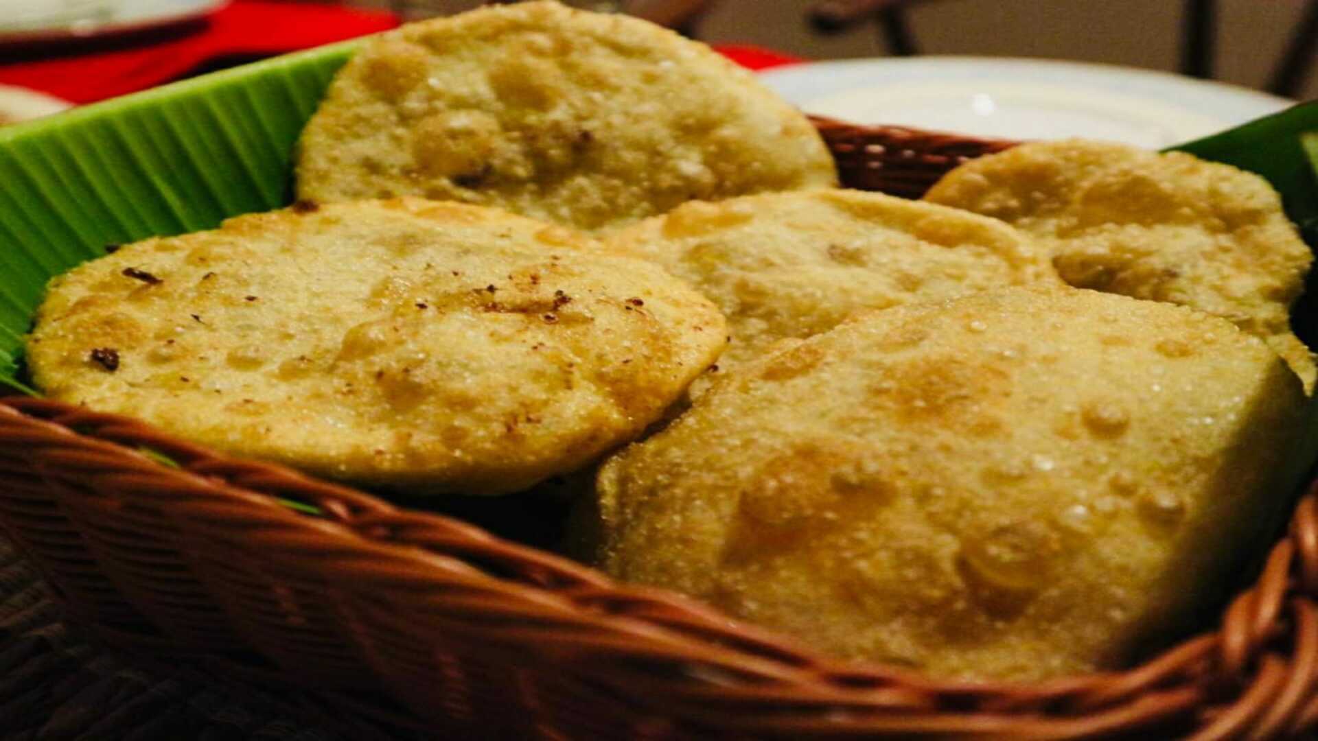 মাছের কচুরি থেকে মৌরি লজেন্স, অবহেলিত হয়েও টিকে আছে কলকাতার যেসব খাবার