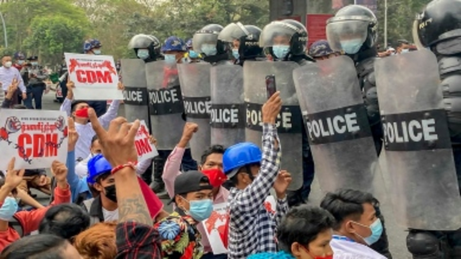 ভারতে রোহিঙ্গাদের জন্য ফেরানো মুখ, অন্য শরণার্থীদের জন্য দরজা খোলা! কোথায় যাবেন ওঁরা