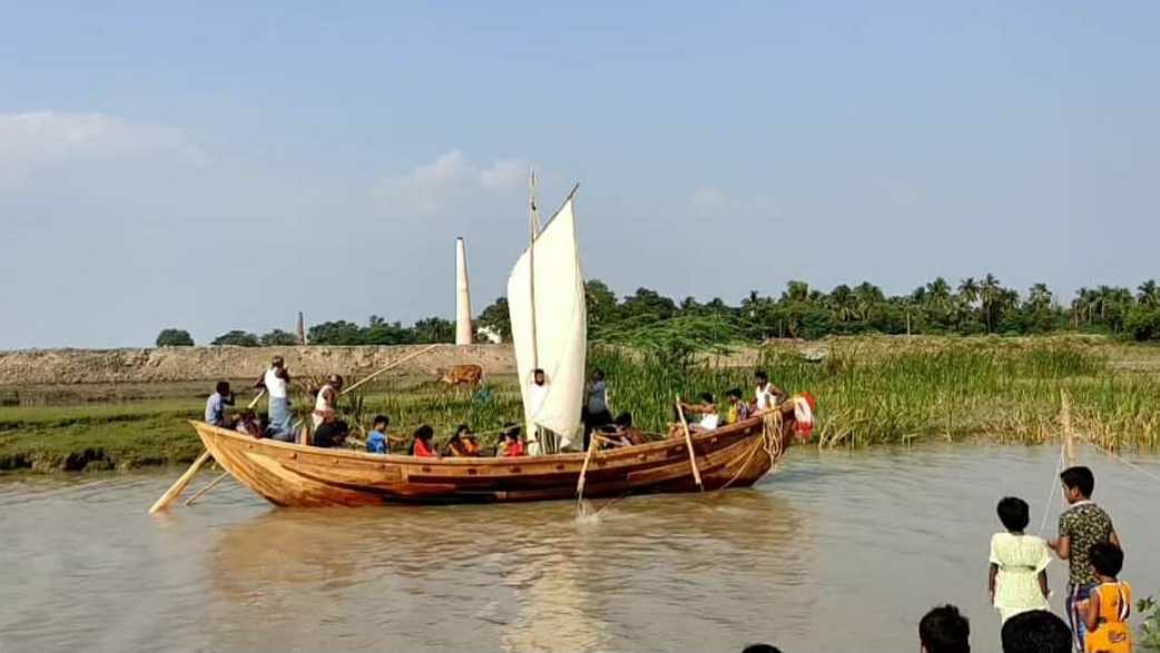 ঠাঁই হল না বাংলায়, ইতিহাসের মরা গাঙ বেয়ে গুজরাতে পাড়ি দিল বঙ্গের হারিয়ে যাওয়া 'ছোট্'!
