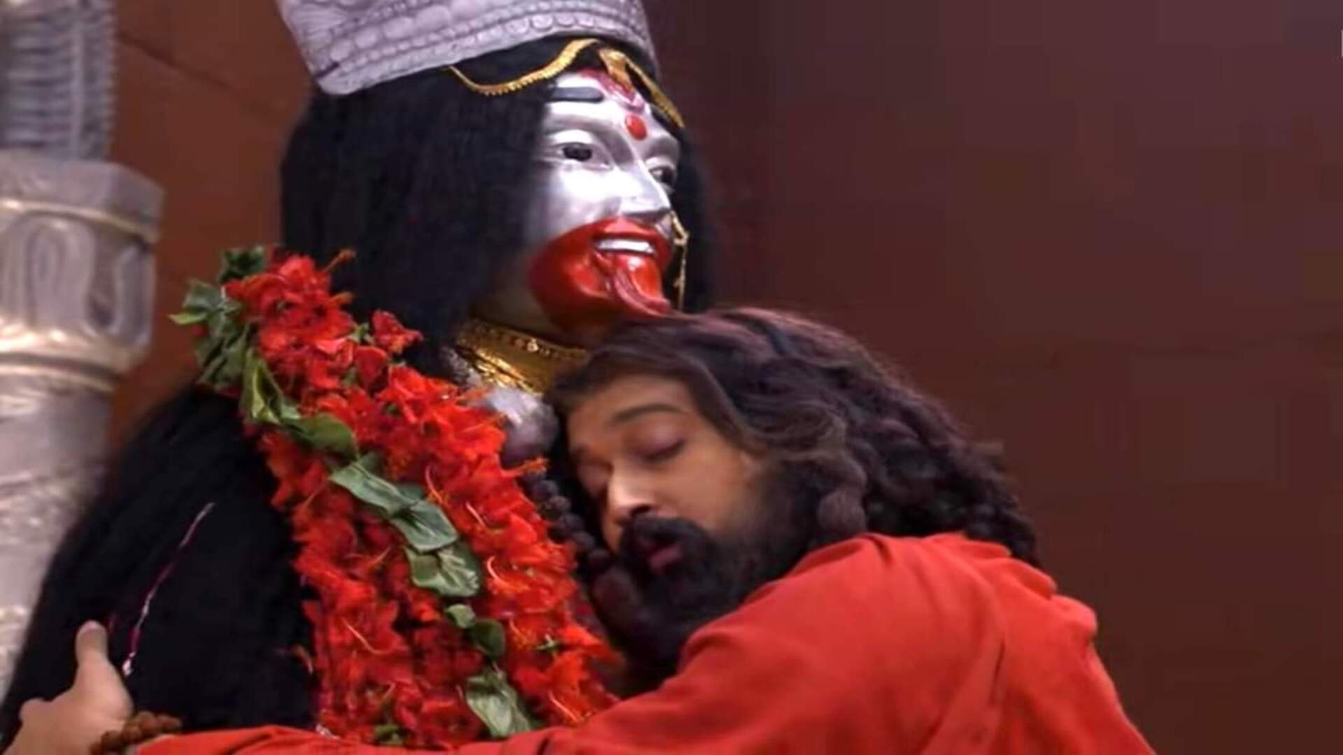 ঐন্দ্রিলার 'মিরাকল' যেভাবে মিলিয়ে দিল তারাপীঠের বামাক্ষ্যাপা ও প্রেমিক সব্যসাচীকে