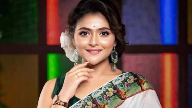 ইউয়িংস সারকোমাই প্রাণ কাড়ল লড়াকু ঐন্দ্রিলার! কী উপসর্গ এই মারণ রোগের?
