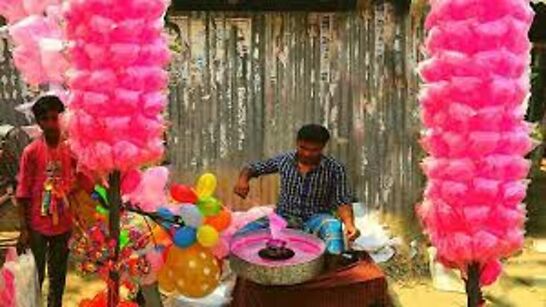 পৃথিবী জুড়ে যা ক‍্যান্ডি ফ্লস, বাঙালির তাই 'বুড়ির চুল'! যে তথ‍্য অজানা অনেকেরই