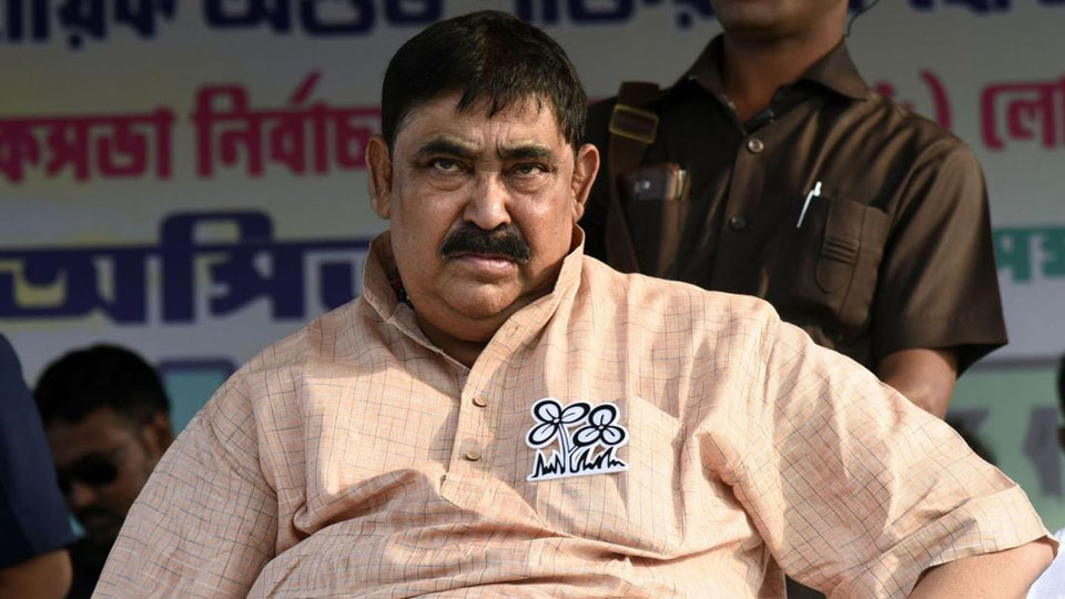 বাংলার জেলের জামাই আদর শেষ, যে কারণে মমতার প্রিয় 'কেষ্ট' দিল্লির পথে