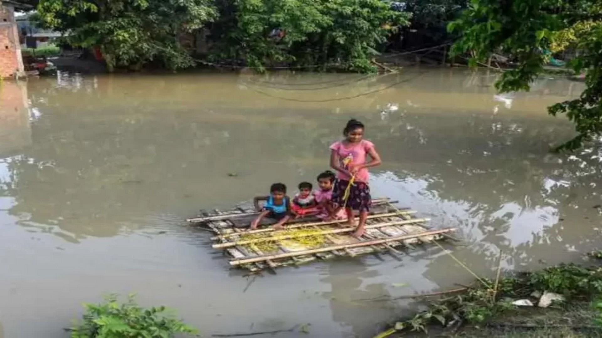 ফসল ফলিয়েও অপুষ্টিতে ভুগছে কৃষকদের সন্তানরাই! যেভাবে লড়ছে অসমের জনজাতিরা