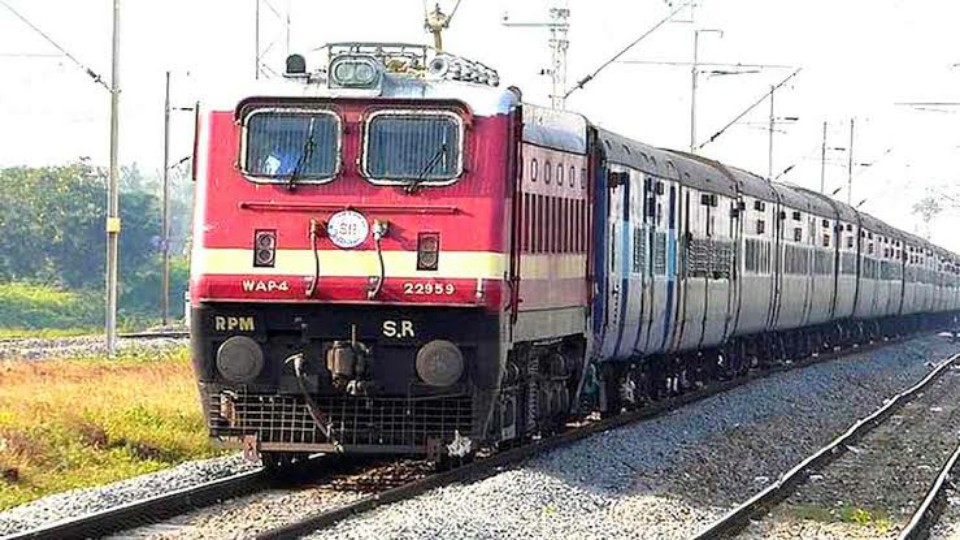 ধরপাকড়ের ভয় নেই, ৭৩ বছর ধরে বিনা টিকিটেই যাতায়াত করা যায় ভারতের এই ট্রেনে
