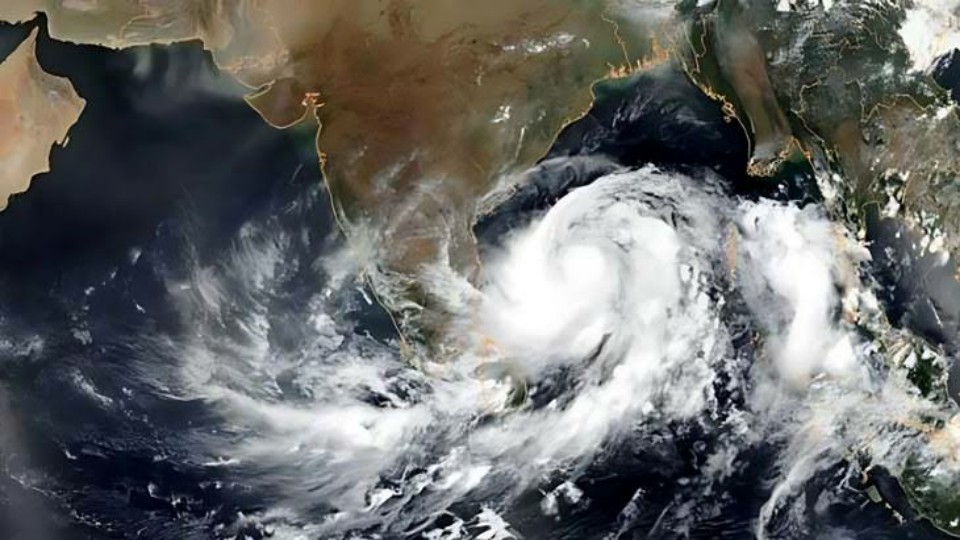 আমফান, বুলবুল অথবা মোকা, কেন বারবার বঙ্গোপসাগরেই জন্ম নেয় মারণ ঘূর্ণিঝড়