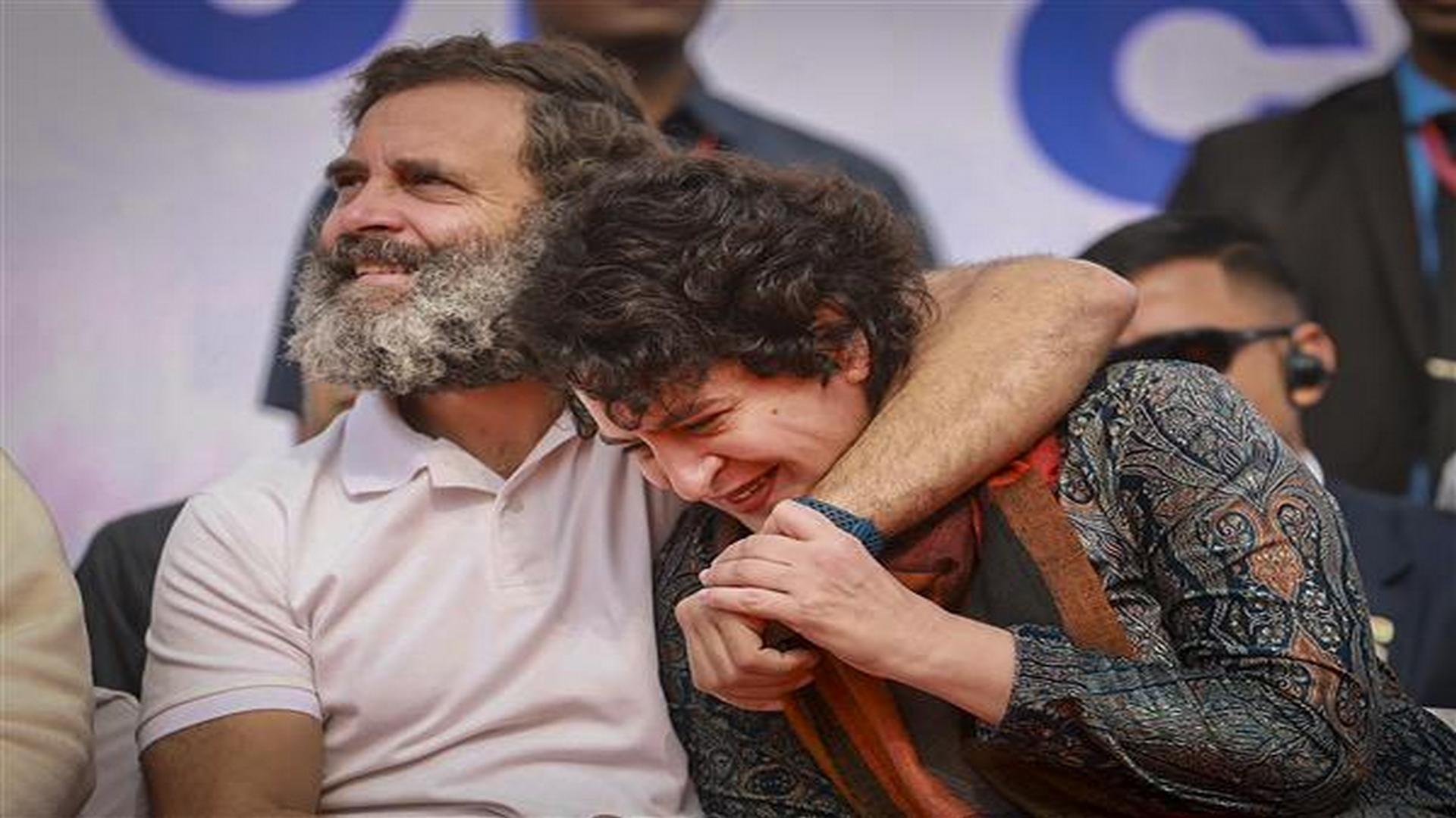 রাহুল আর প্রিয়াঙ্কা গান্ধির সম্পর্ক আসলে কেমন? যা প্রমাণে মরিয়া বিজেপি...