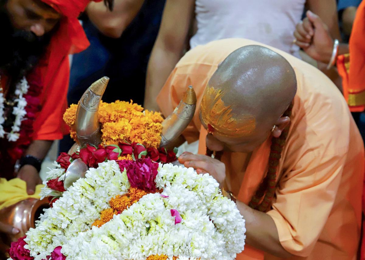 যোগী বলছেন রাষ্ট্রীয় ধর্ম সনাতন, আদৌ কোনো রাষ্ট্রধর্ম আছে? কী বলছে সংবিধান?