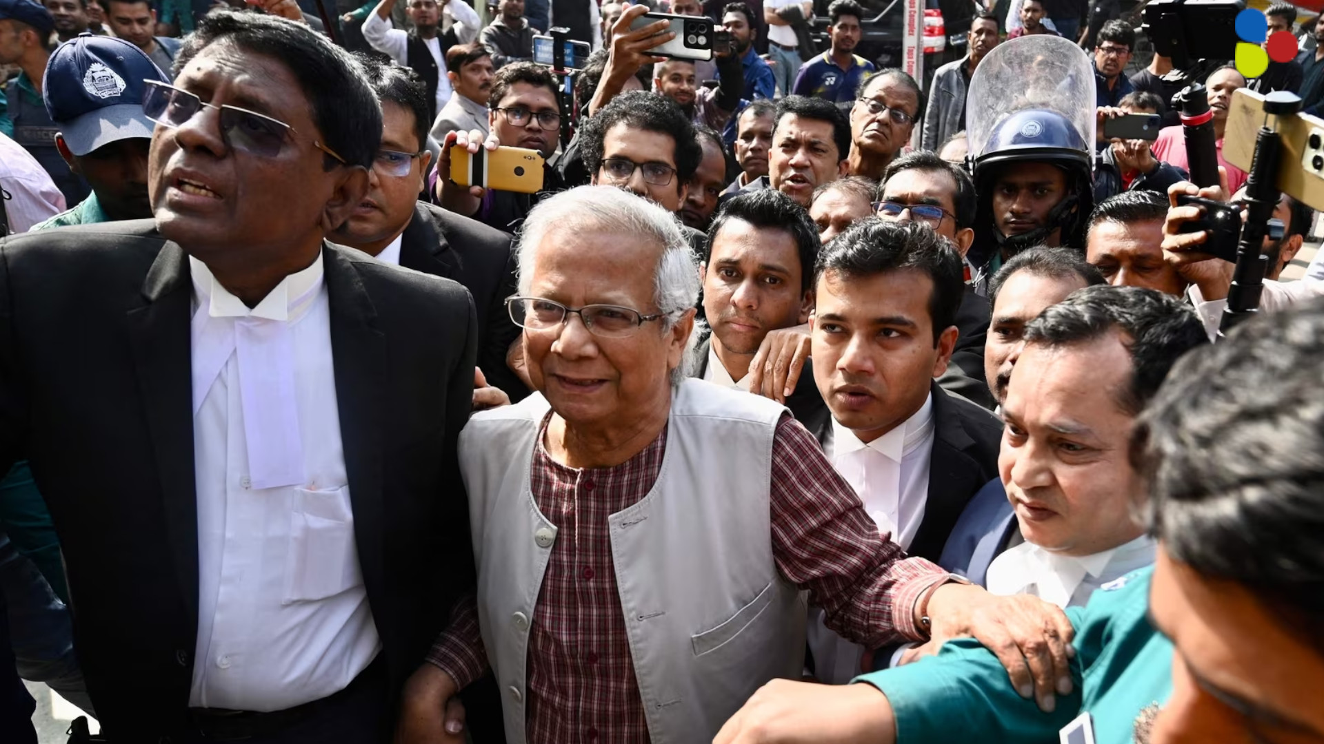 নোবেলজয়ী মহম্মদ ইউনূসের জেল! ঠিক কোন অভিযোগে কারাদণ্ড দিল বাংলাদেশের আদালত?