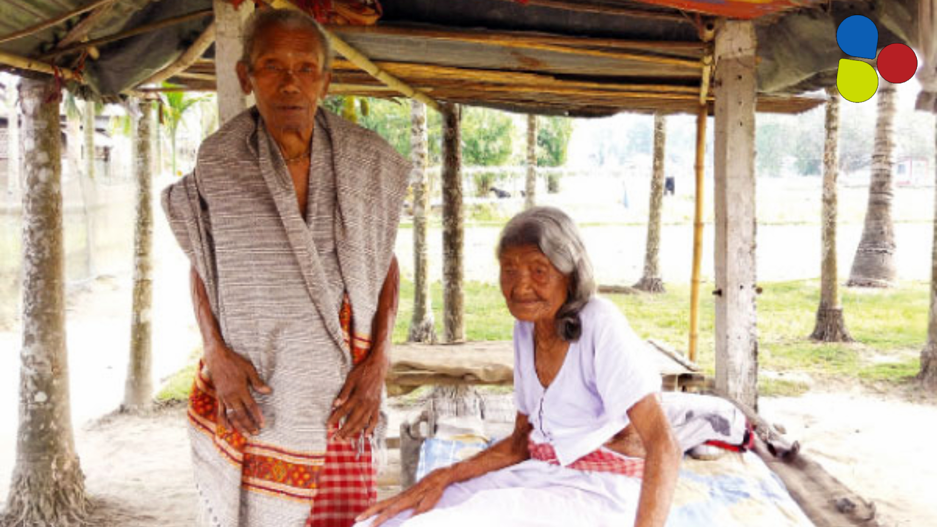 মা ১১৭! ছেলে প্রায় ১০০! ভোট দিলেন ওঁরা