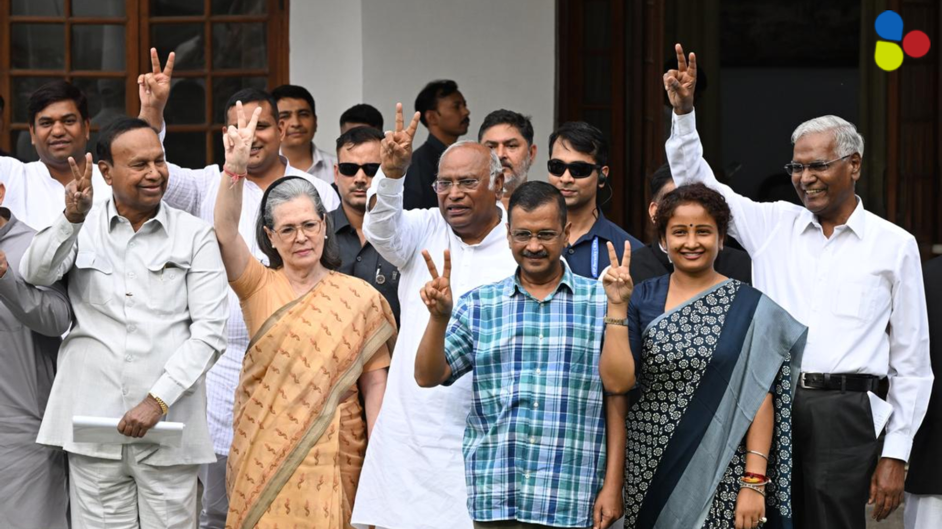 ২৯২টিরও বেশি আসনে জিতছে জোট 'ইন্ডিয়া'! কীসের ভিত্তিতে বলছেন খাড়্গে?