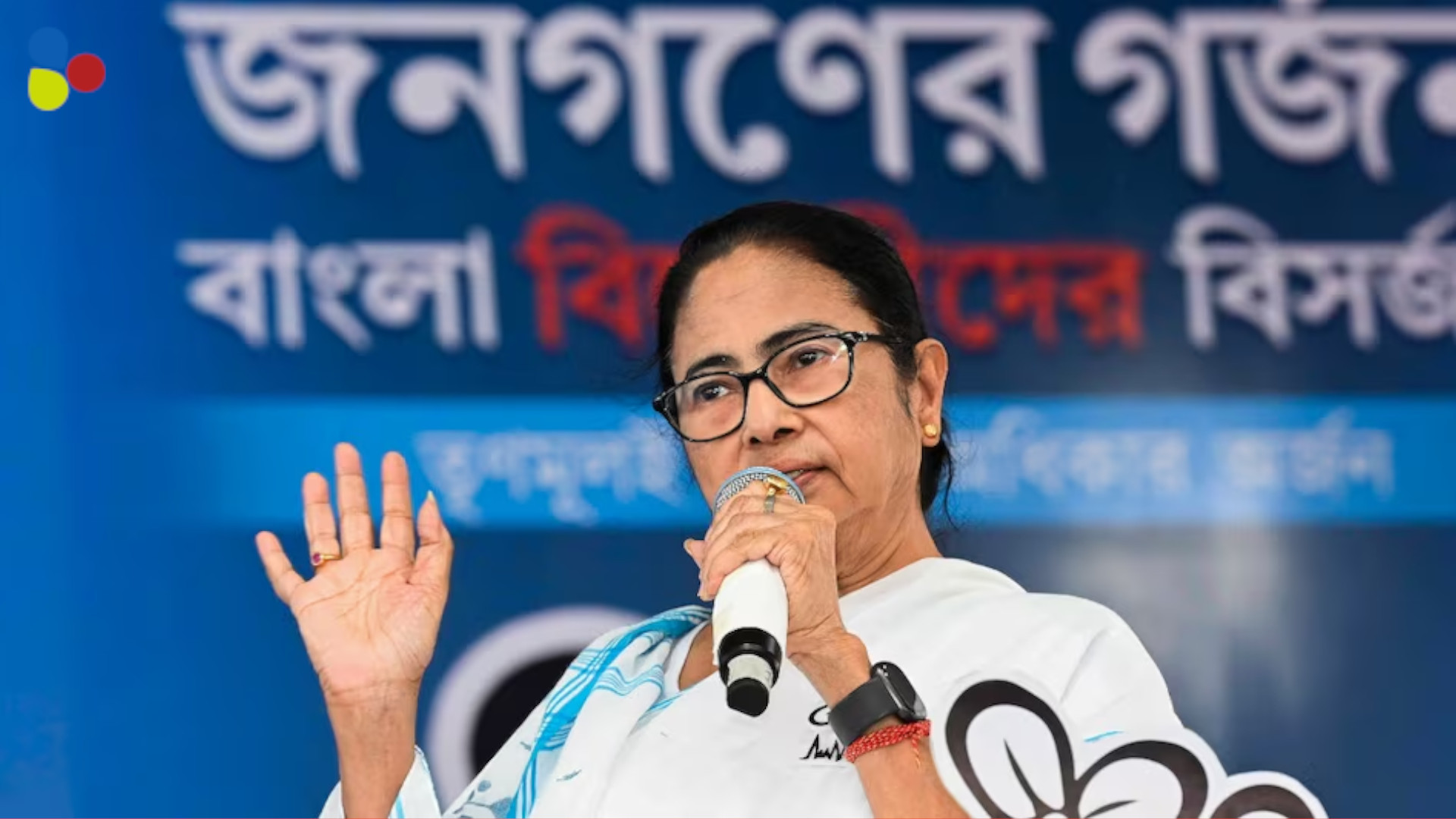 আসন ভাগ করতে চাননি রাজ্যে, এবার কি ইন্ডিয়া জোটের মাথা হতে চাইবেন মমতা?