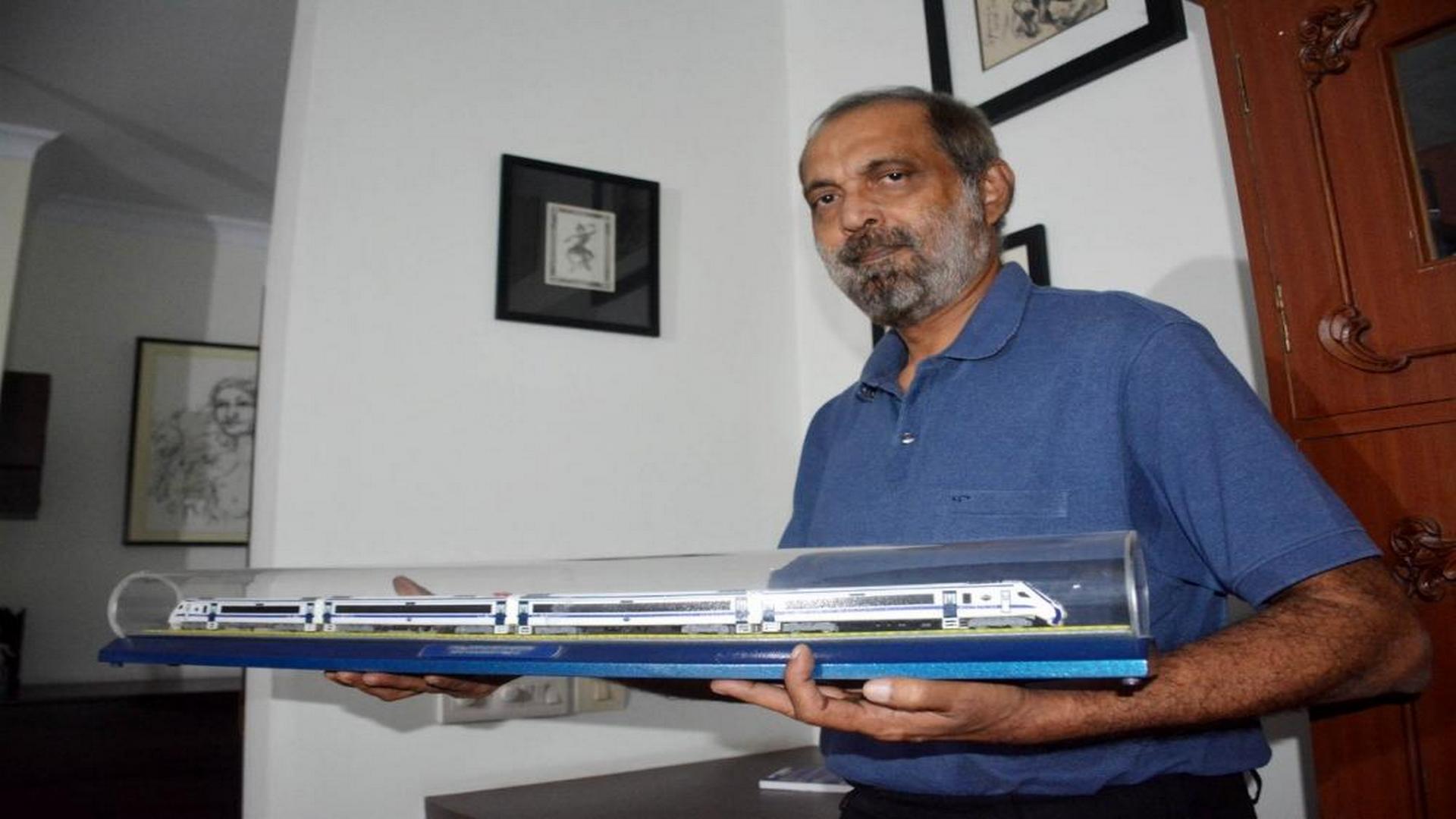 'রেল মস্ত ভুল করছে'! কেন বলছেন খোদ বন্দে ভারতের নির্মাতা?