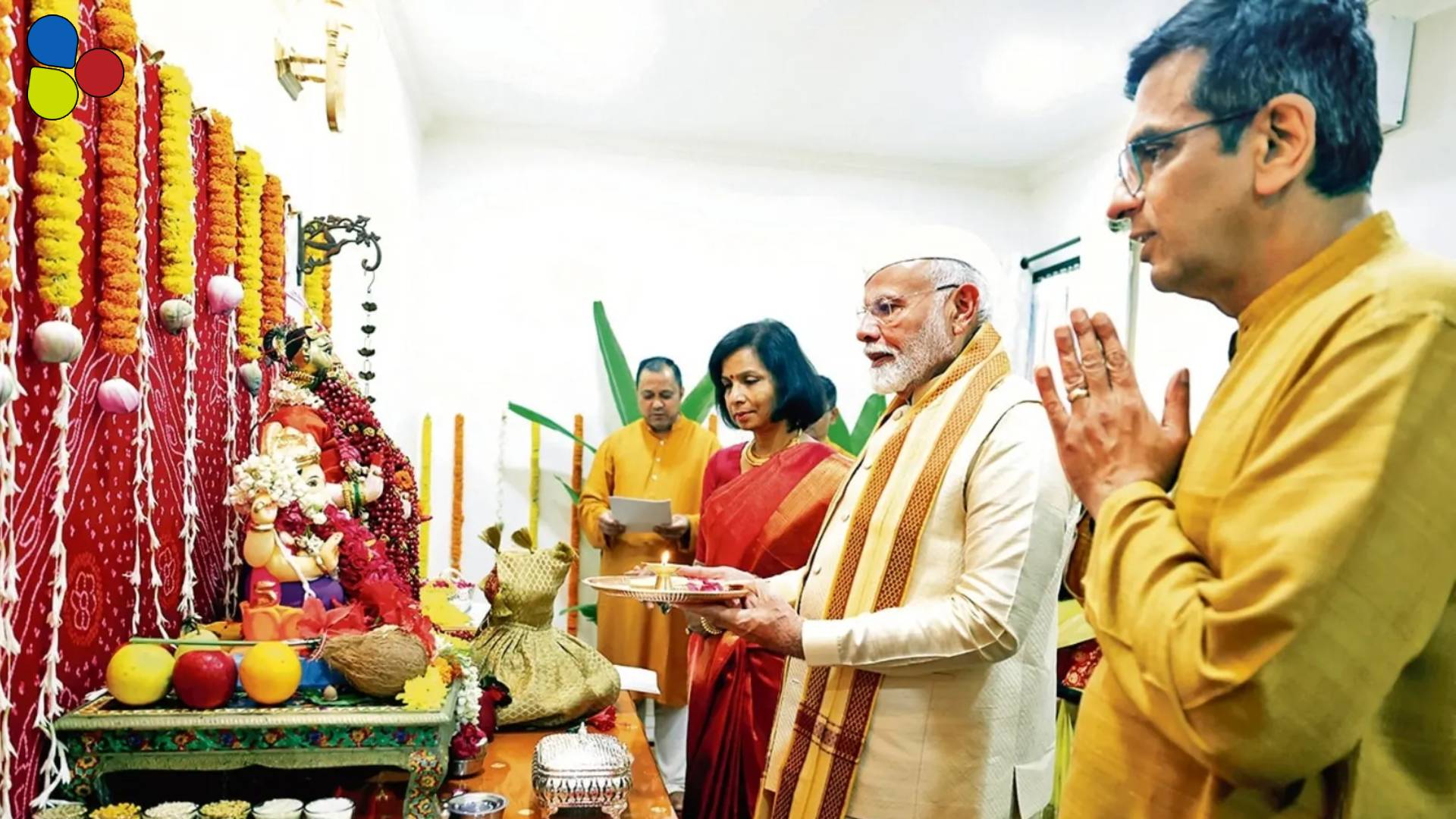 মোদি ঘনিষ্ঠতার ছাপ স্পষ্ট, প্রধান বিচারপতি কি বিশ্বাসভঙ্গ করলেন?