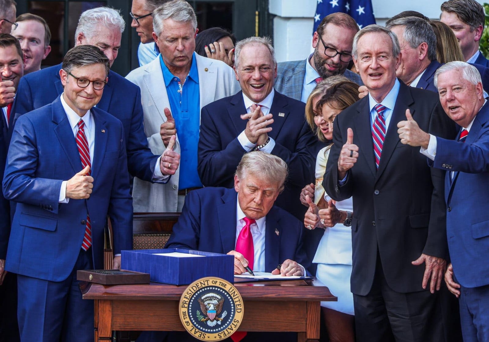 Trump Big beautiful bill: ট্রাম্পের নতুন বিগ বিউটিফুল বিল কী?