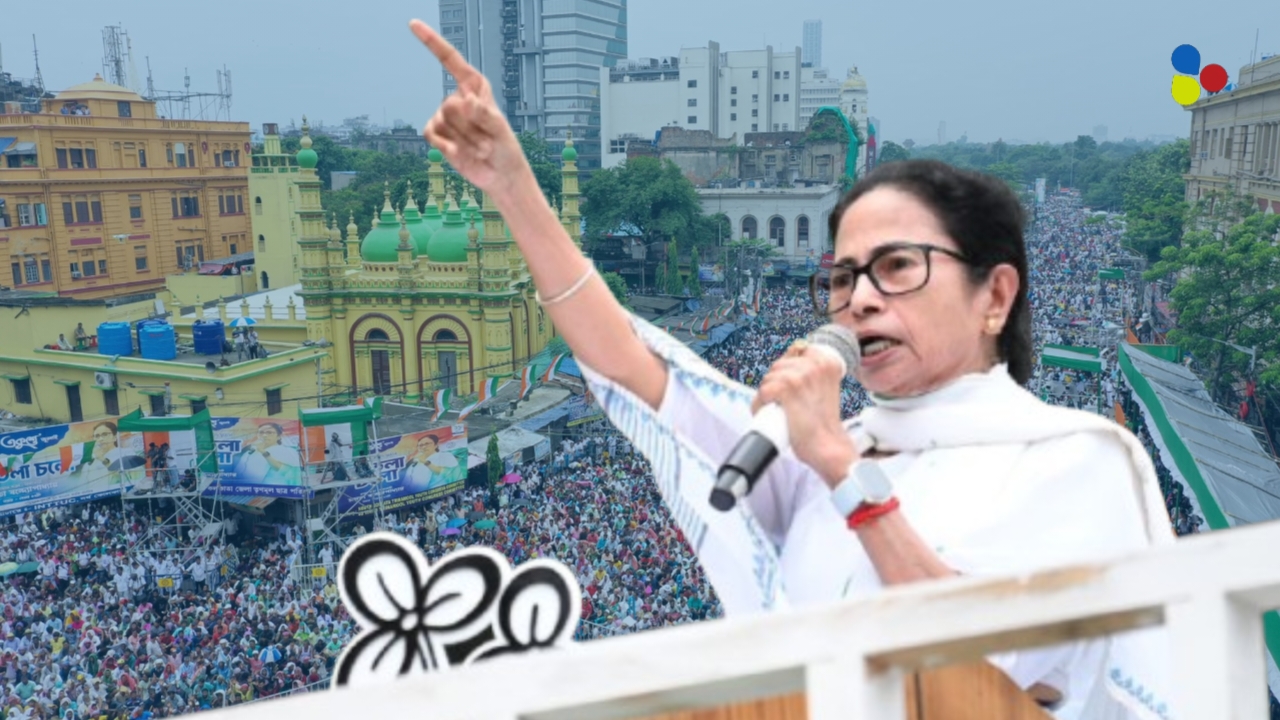 বাঙালি অস্মিতাকে চুম্বক করেই ছাব্বিশের লড়াই, একুশের সভায় বুঝিয়ে দিলেন মমতা