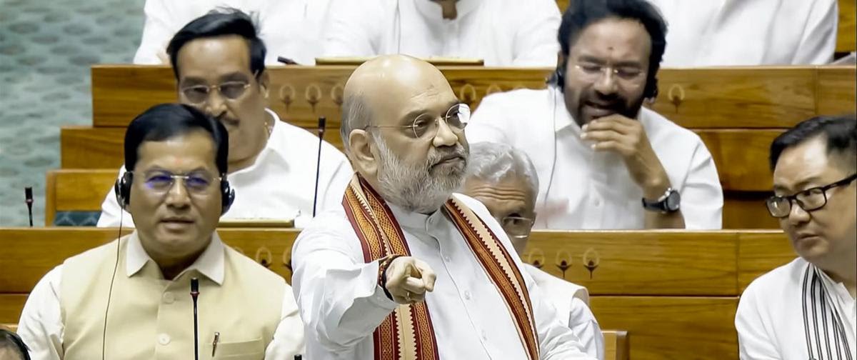 নোটবন্দির মতোই ১৩০তম সংবিধান সংশোধনী বিলের প্রচার! অপরাধমুক্ত রাজনীতিই লক্ষ্য?